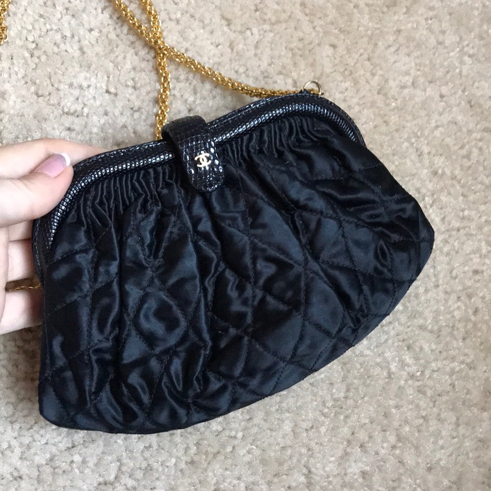 Chanel clutch handbag, like new, super elegant